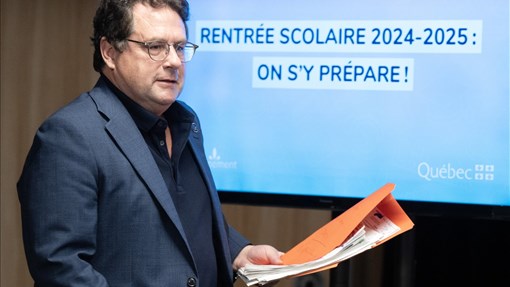 Québec lance une offensive publicitaire pour convaincre des jeunes de devenir profs