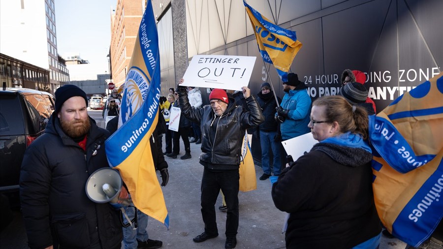 Le soutien du public est un élément clé dans la grève des employés de Postes Canada