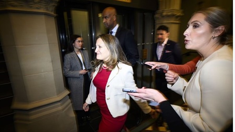 Le plan de Chrystia Freeland lie l'immigration à l'offre de logements